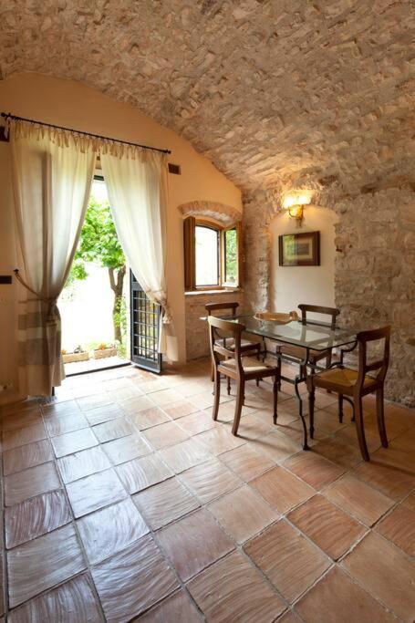 All Stone Horse Stable Converted To Elegant Apartment - Baltimora Spoleto Eksteriør bilde